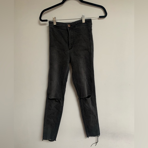 High waisted, skinny jeans with knee rips, Size 2 - Picture 1 of 3